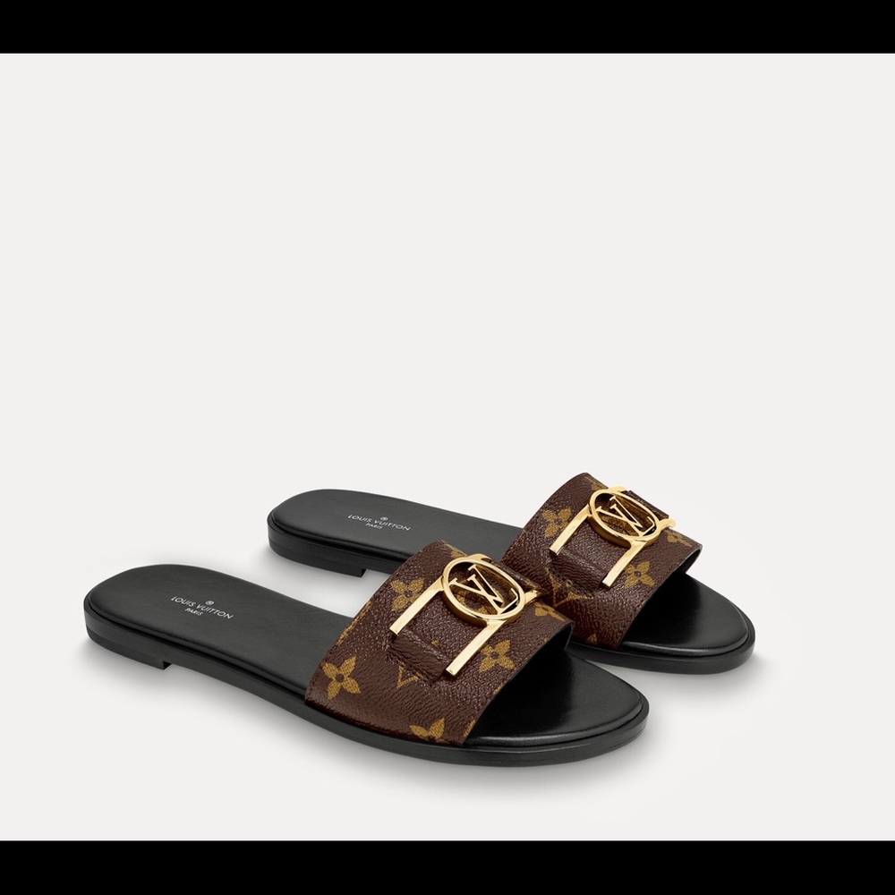 Louis Vuitton - Picture 8 of 11